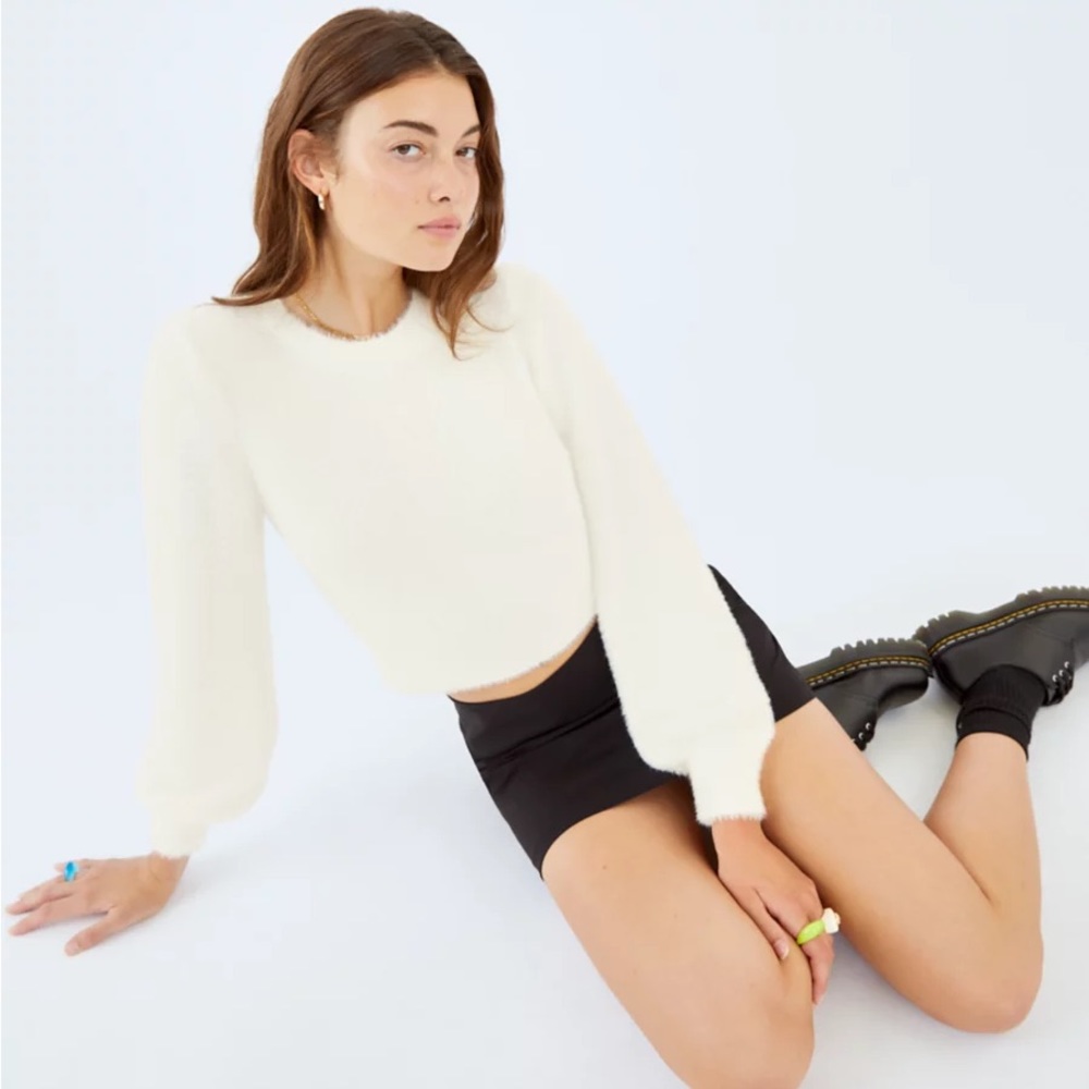 Aritzia Sunday Best Kitten Sweater